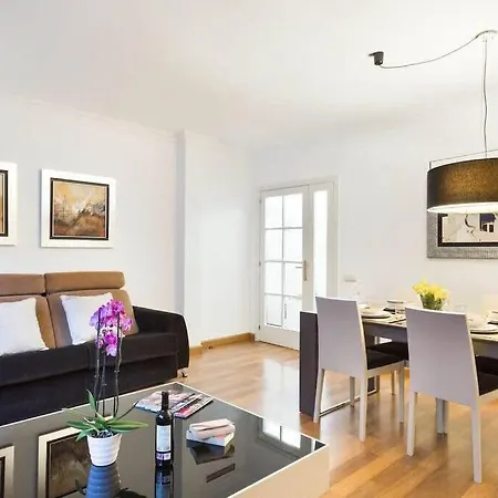 Central And Elegant 4 Bedroom By Placa Catalunya Barcelona Exterior photo